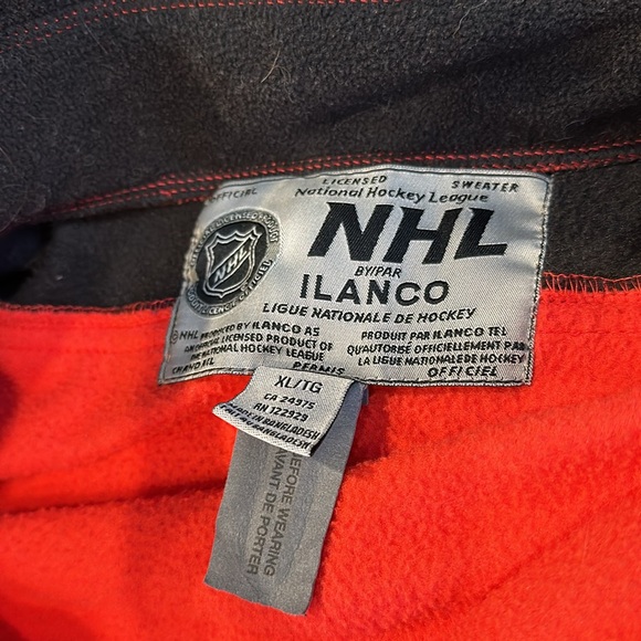 Calgary Flames NHL Fleece Sweater Size XL - Picture 5 of 5